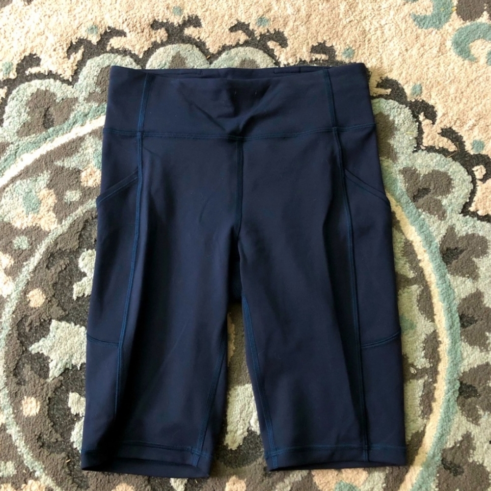 Lululemon Invigorate 10" Bike Shorts Navy